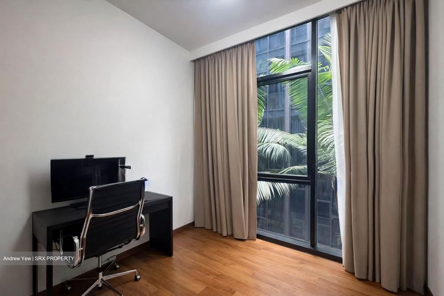 Van Holland (D10), Condominium #574412021